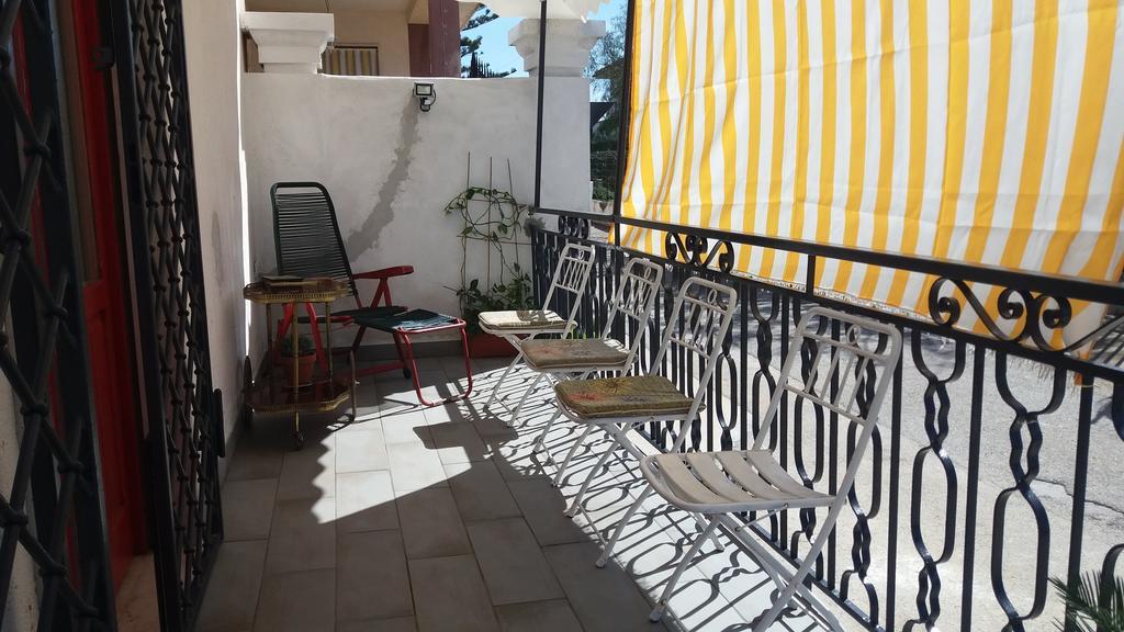 ビルジ・ヴェッキ Casa Bianca Da Giusyゲストハウス エクステリア 写真